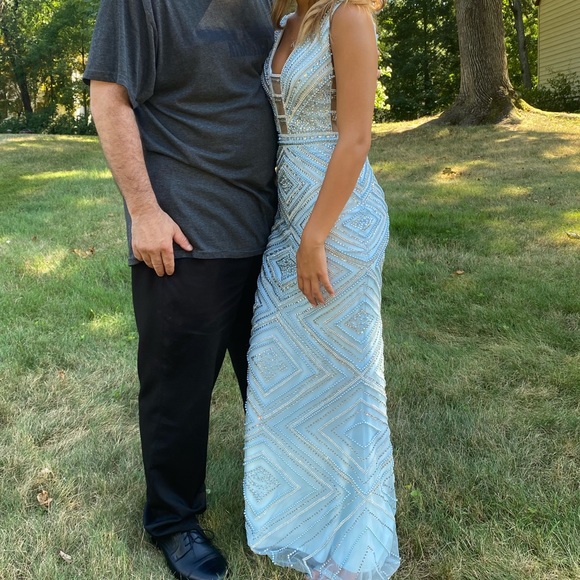 Jovani Prom Dress - Picture 3 of 3